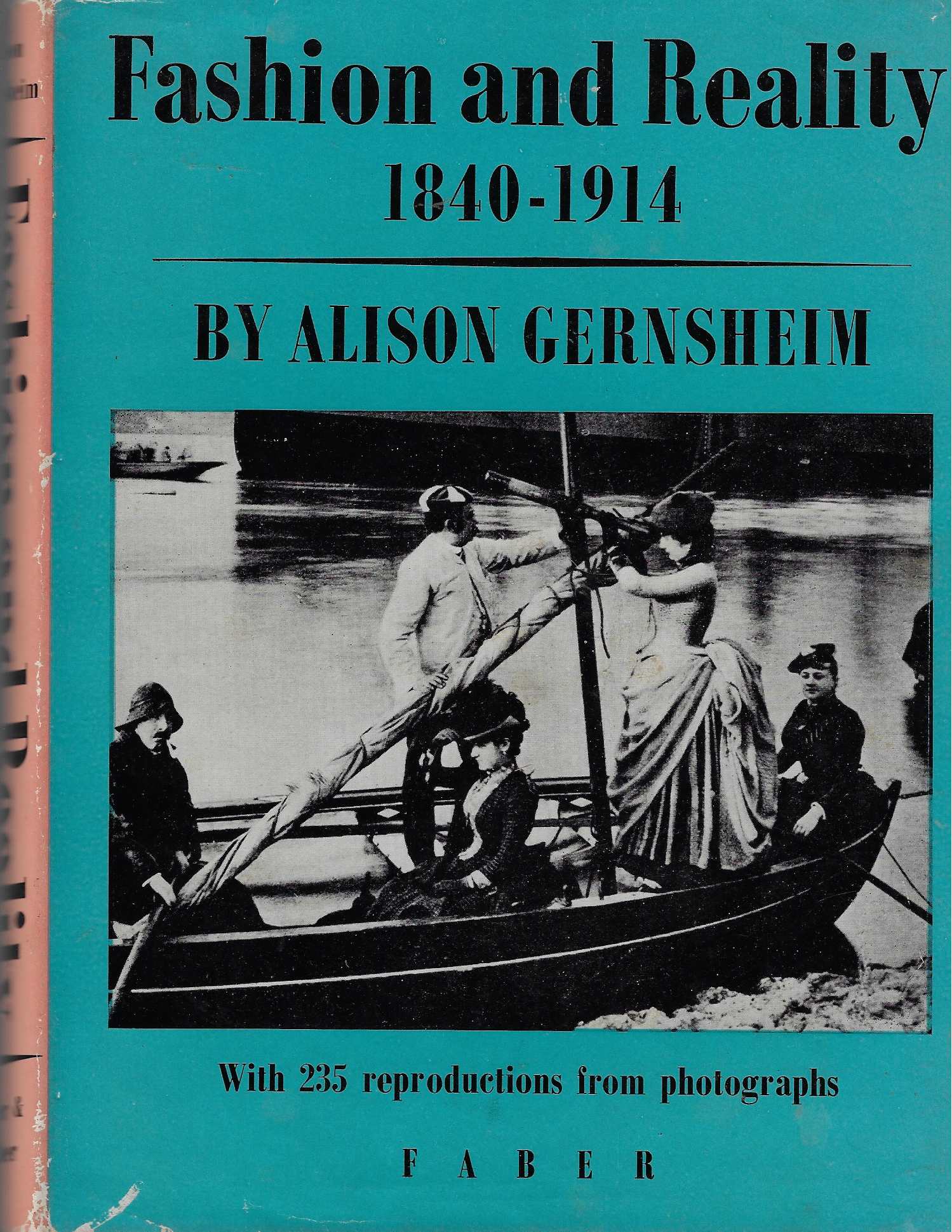 Image for Fashion and reality 1840-1914 - with 235 reproductions from photographs